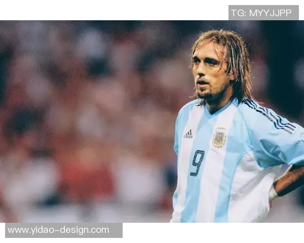 足球明星背后的故事与传奇十号球衣的荣耀与梦想