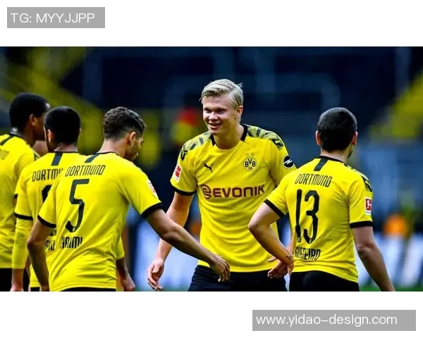 哈兰德：足球场上的新星如何改变比赛格局与未来发展潜力分析